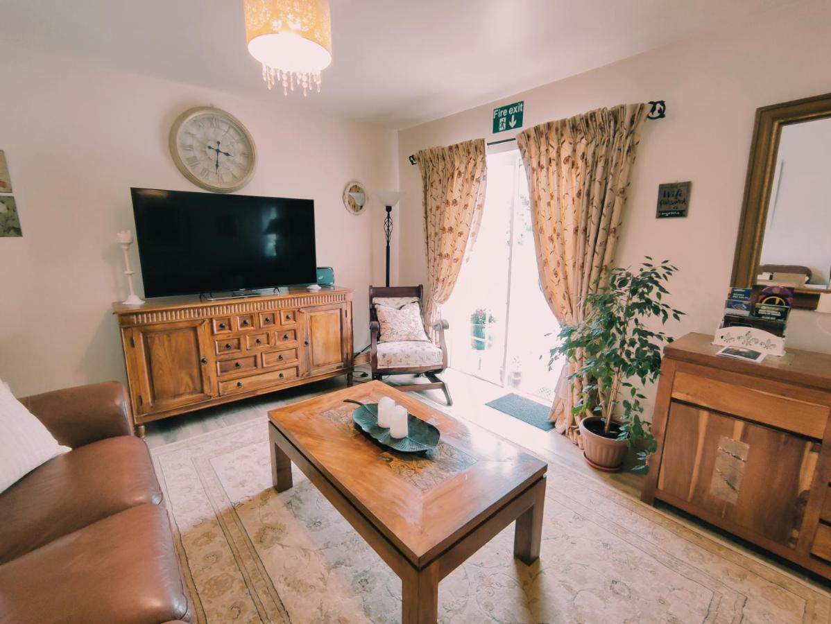 Tower View Lodge Ennis Ngoại thất bức ảnh